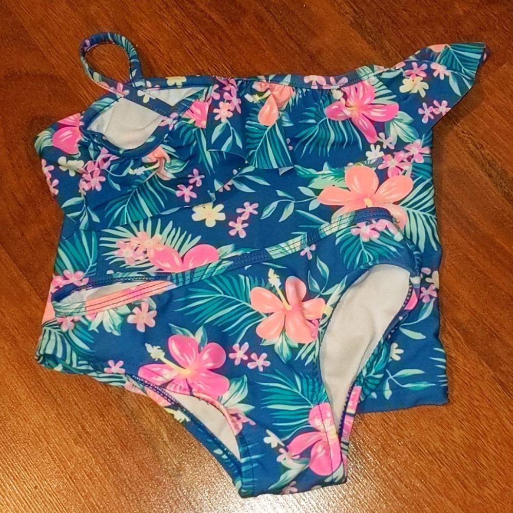 EUC Little Girls 2 piece bathing suit set - Picture 3 of 4